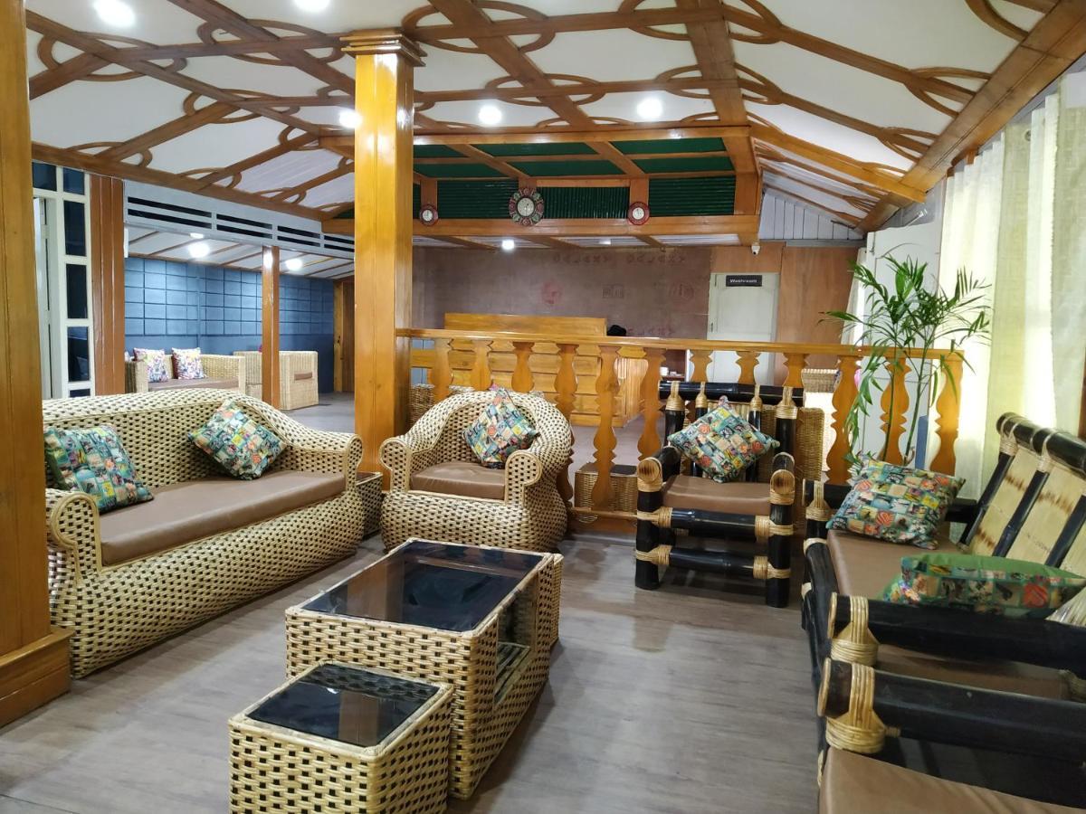 Ziro Palace Inn - A Boutique Hotel Hāpoli Exterior photo