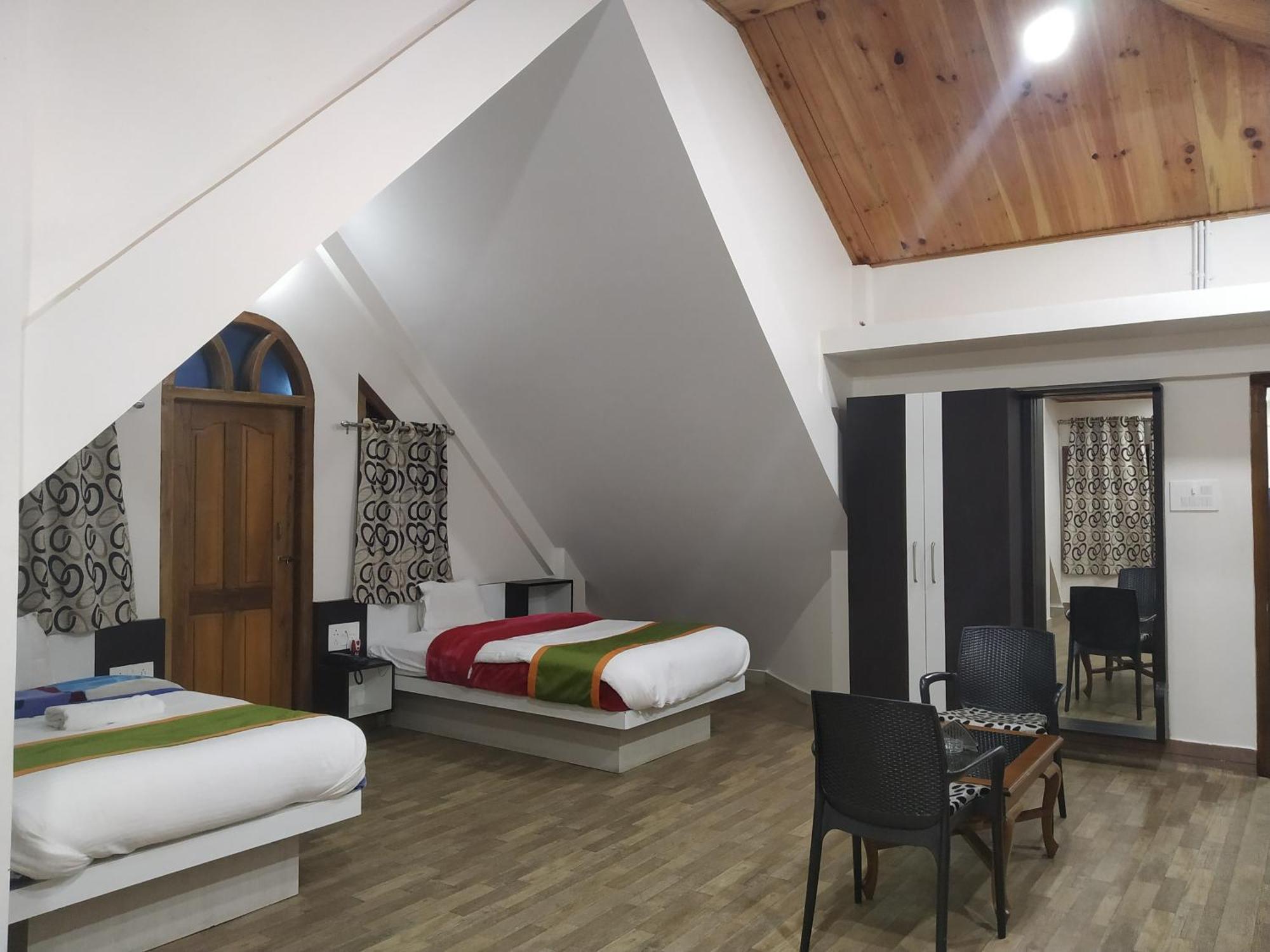 Ziro Palace Inn - A Boutique Hotel Hāpoli Exterior photo