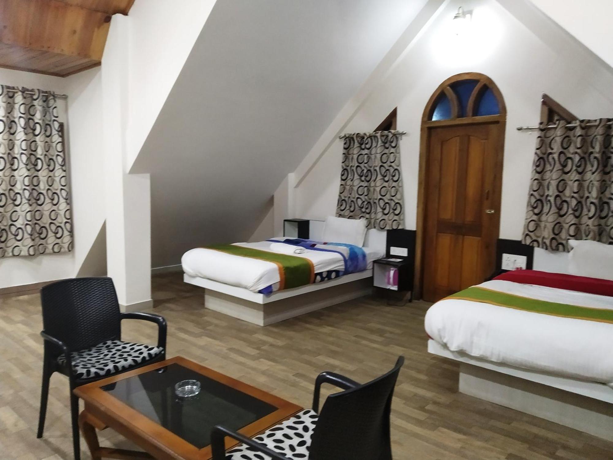 Ziro Palace Inn - A Boutique Hotel Hāpoli Exterior photo