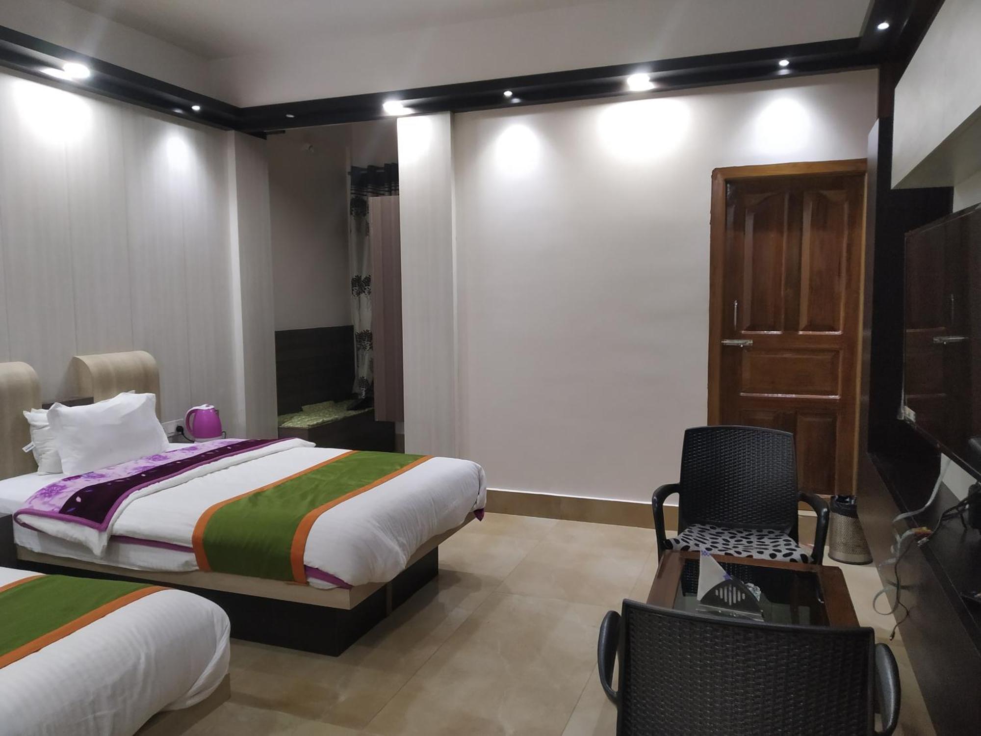 Ziro Palace Inn - A Boutique Hotel Hāpoli Exterior photo