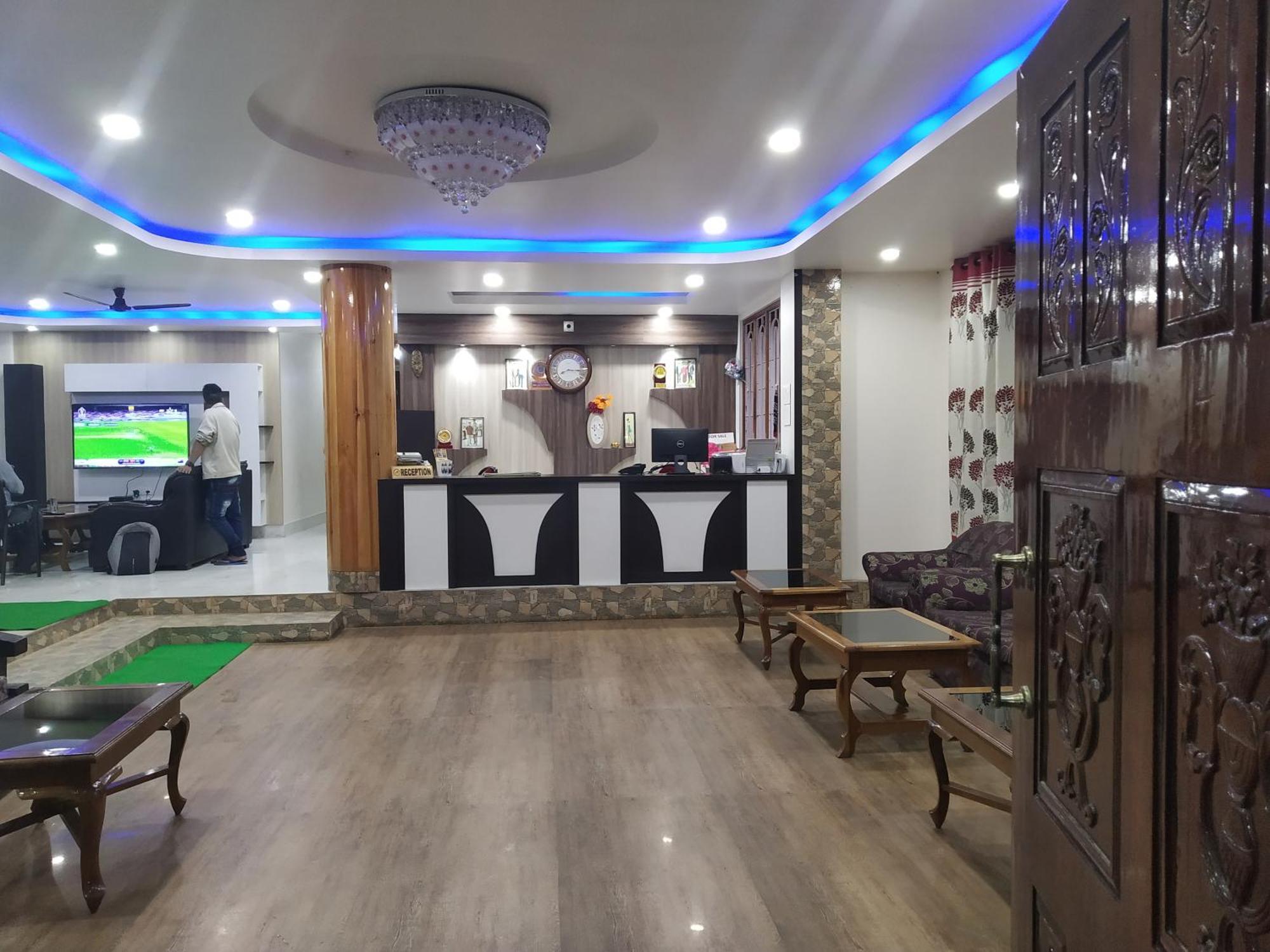 Ziro Palace Inn - A Boutique Hotel Hāpoli Exterior photo